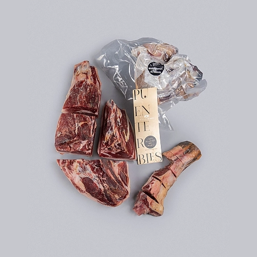 100% PROSCIUTTO IBERICO ALIMENTATO A GHIANDE 100% RAZZA IBERICA (DISOSSATO)