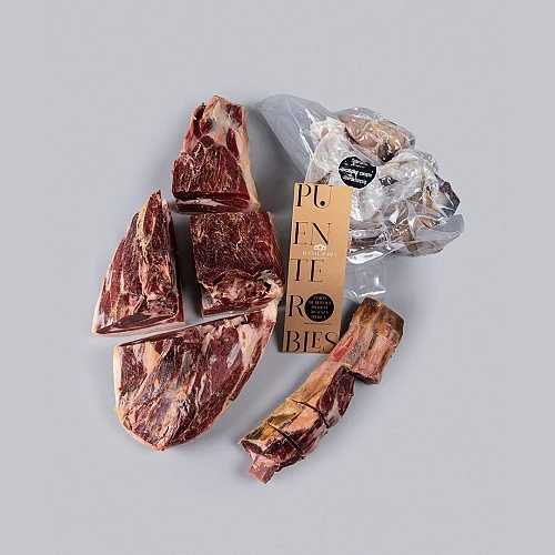 50% PROSCIUTTO IBERICO ALIMENTATO A GHIANDE DELLA RAZZA IBERICA (DISOSSATO)