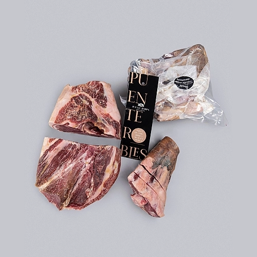 CEBO IBERICO SPALLA IBERICA 50% RAZZA IBERICA (DISOSSATA)